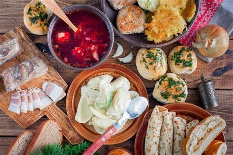  Understanding Ukrainian Cuisine: Culinary Traditions as Bold Strokes on the Canvas of Flavor